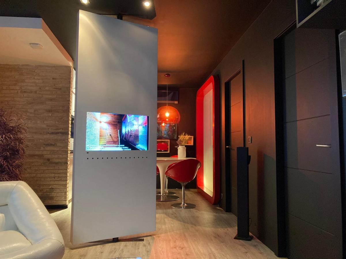 Zrooms&Suites Hostel Boutique Zaragoza Buitenkant foto
