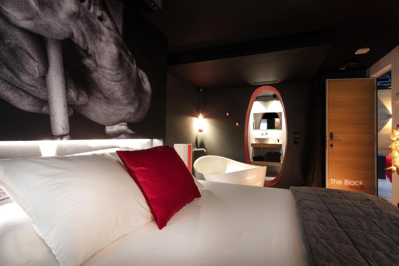 Zrooms&Suites Hostel Boutique Zaragoza Buitenkant foto