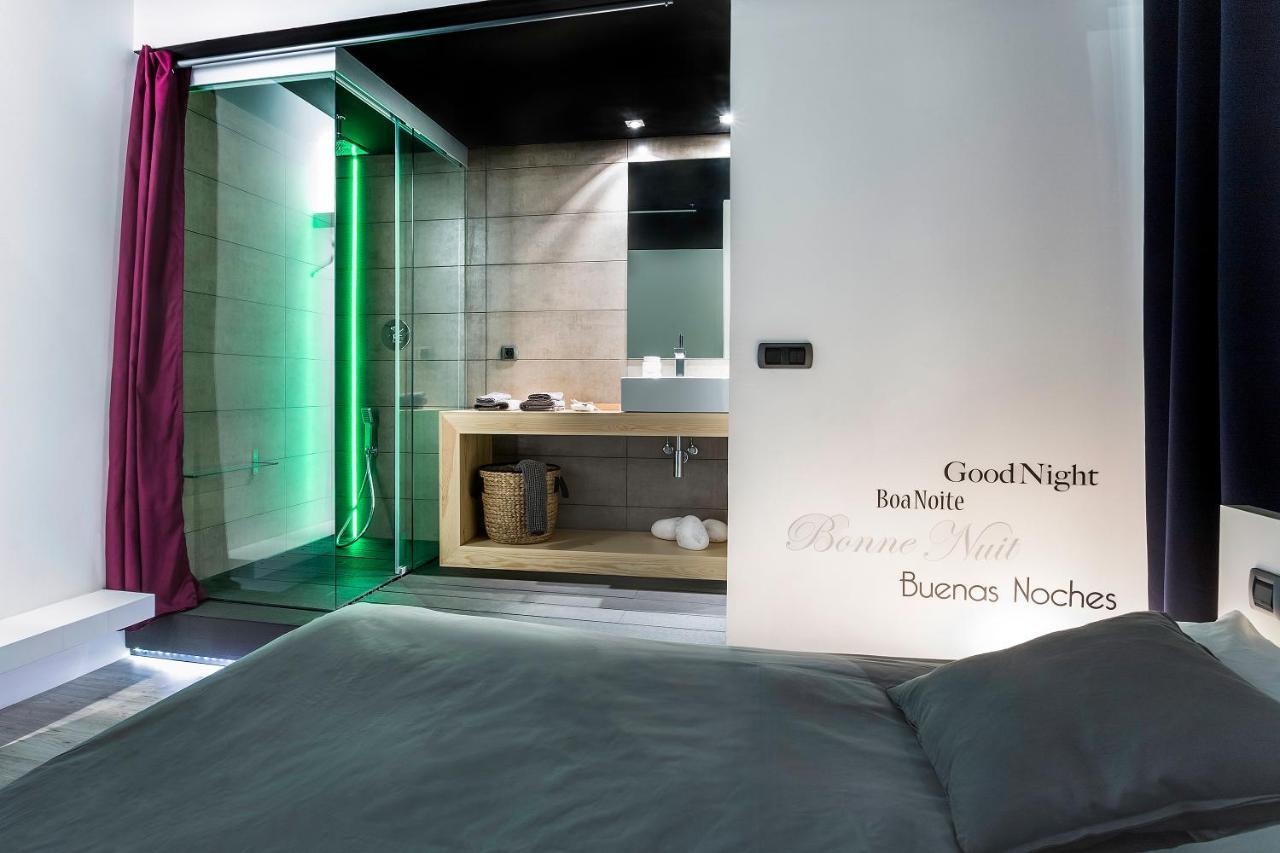 Zrooms&Suites Hostel Boutique Zaragoza Buitenkant foto