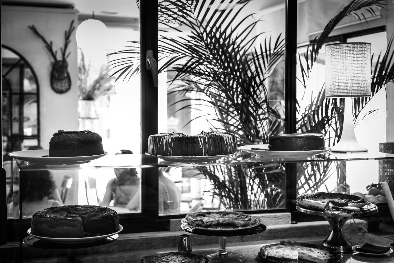 Zrooms&Suites Hostel Boutique Zaragoza Buitenkant foto